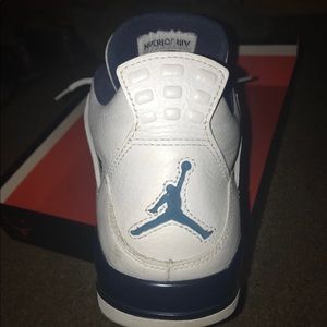 Jordan Columbia 4’s